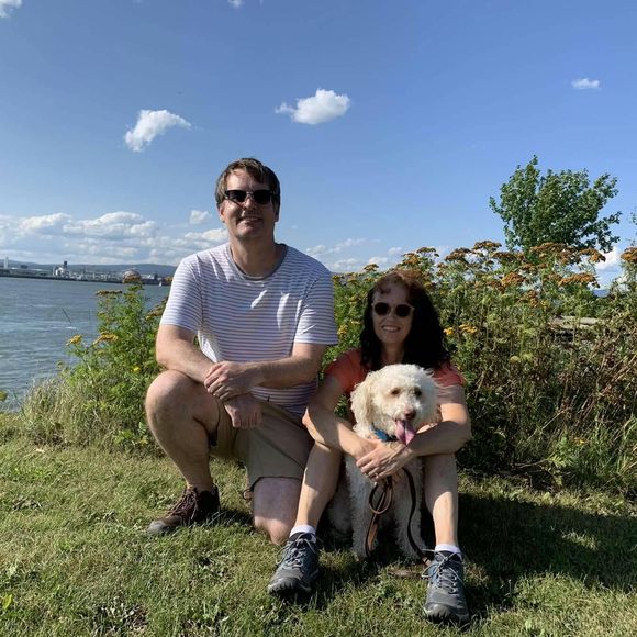 Meet your Posher, Julie - Picture 1 of 1